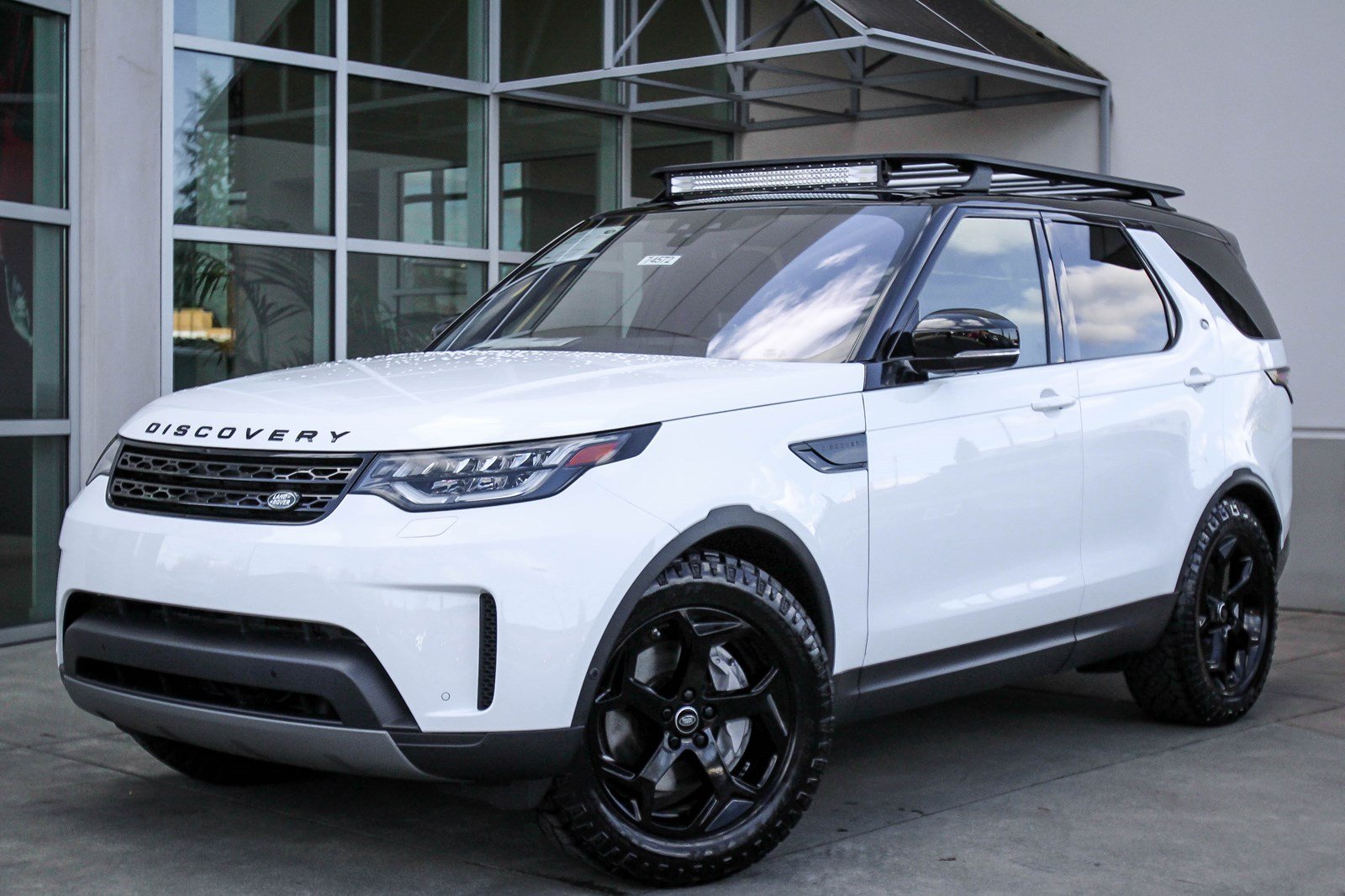 new-2019-land-rover-discovery-se-sport-utility-in-bellevue-74572